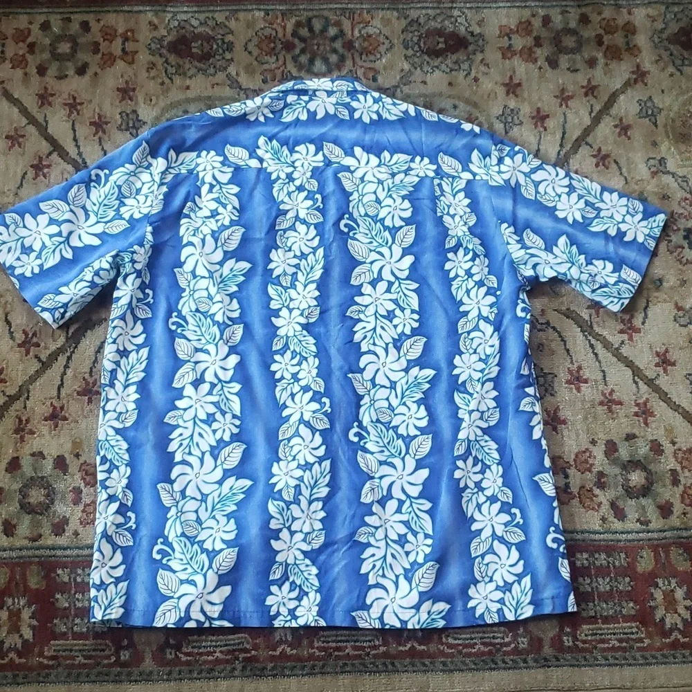 Blue Hawaiian Shirt Button up - Picture 4 of 4